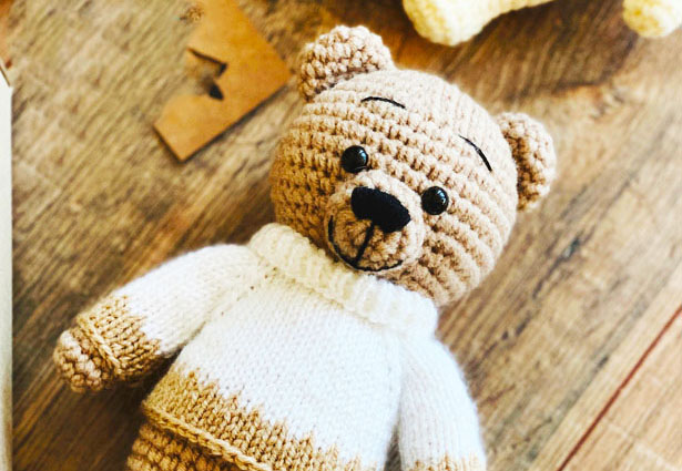 PATRÓN GRATIS Osito Simón Juguete Amigurumi