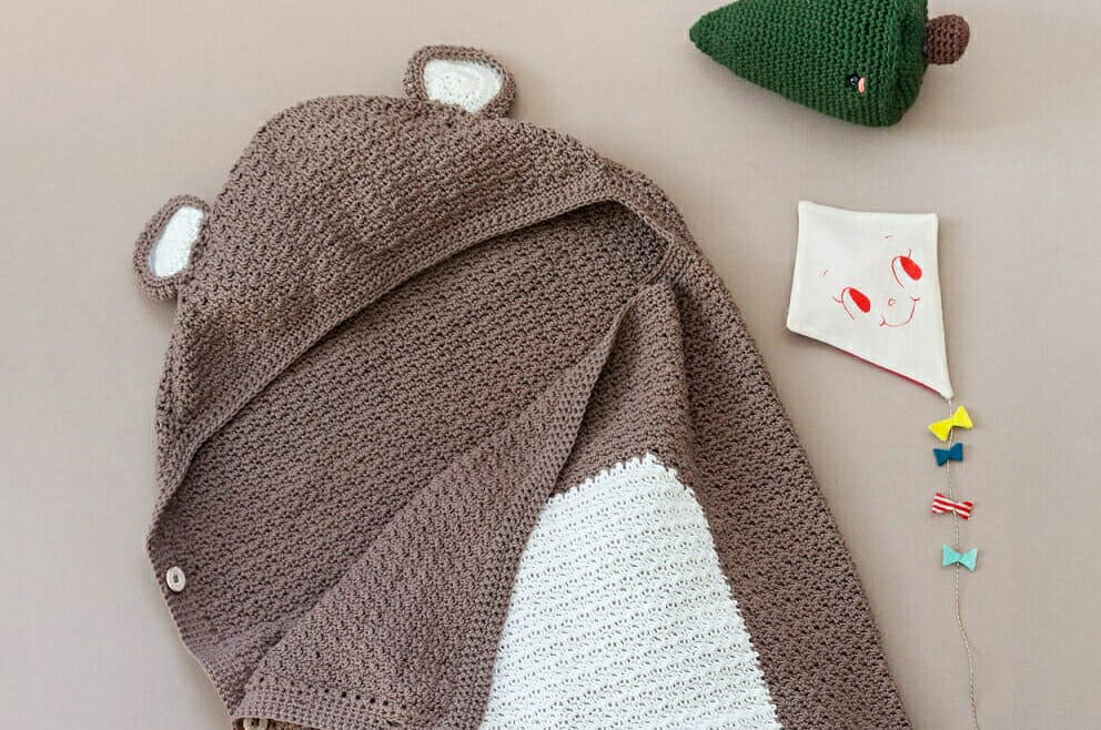 PATRÓN GRATIS Saco de Oso para Bebé a Crochet