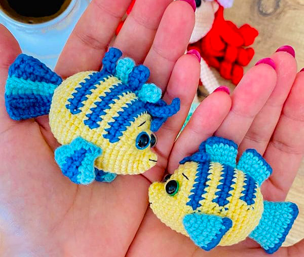 PATRÓN GRATIS Platija Pez Llavero Amigurumi