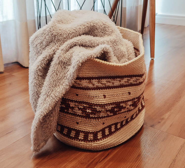 PATRÓN GRATIS Cesta Tapiz Horus en Crochet