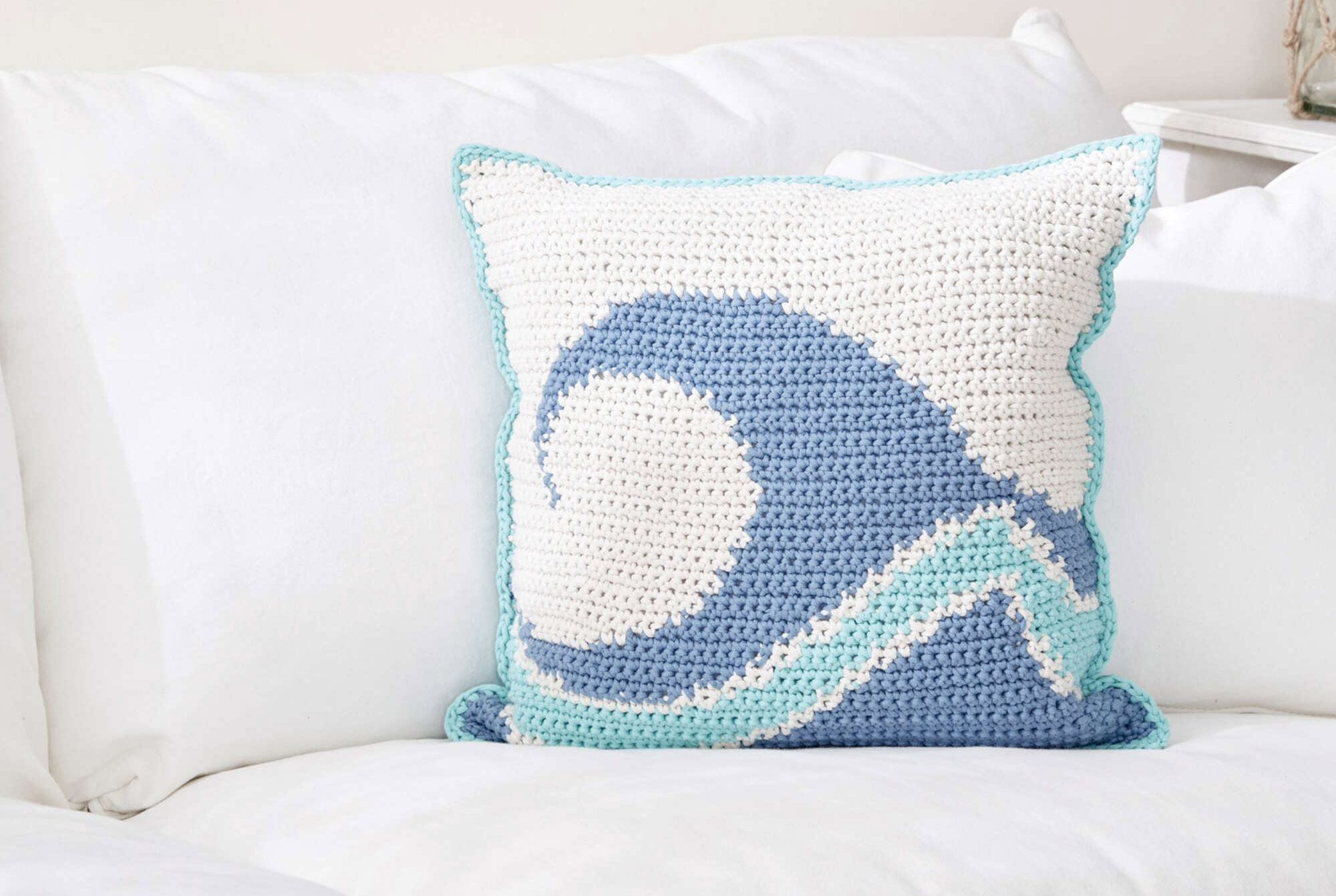 Cojín Gran Ola en Crochet PATRÓN GRATIS