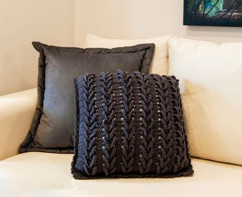 Cojín Contemporáneo Smokey en Crochet PATRÓN GRATIS