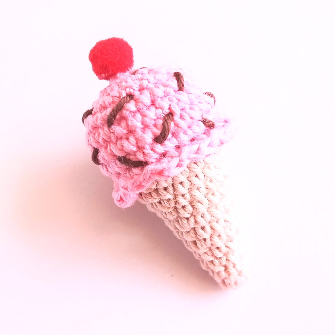 Barquilla de Fresa Amigurumi PATRÓN GRATIS