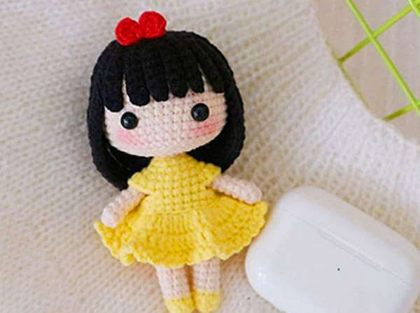 Muñeca Kiki Juguete Amigurumi PATRÓN GRATIS