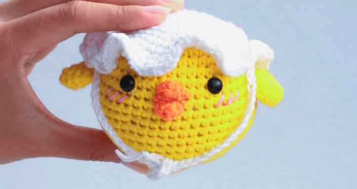 Pollito con Sombrero Juguete Amigurumi PATRÓN GRATIS