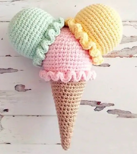 Cono de Helado de 3 Sabores Amigurumi PATRÓN GRATIS