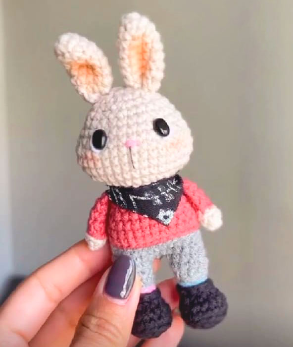 Llavero Conejito James Amigurumi PATRÓN PDF