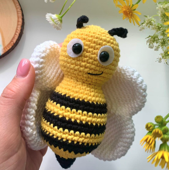 Abeja Zumbi Juguete Amigurumi PATRON PDF