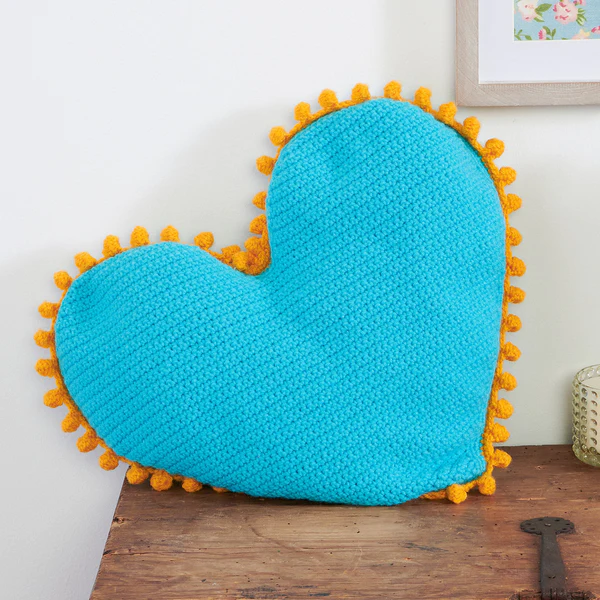 Corazón PomPom Bliss Patrón en Crochet Gratis