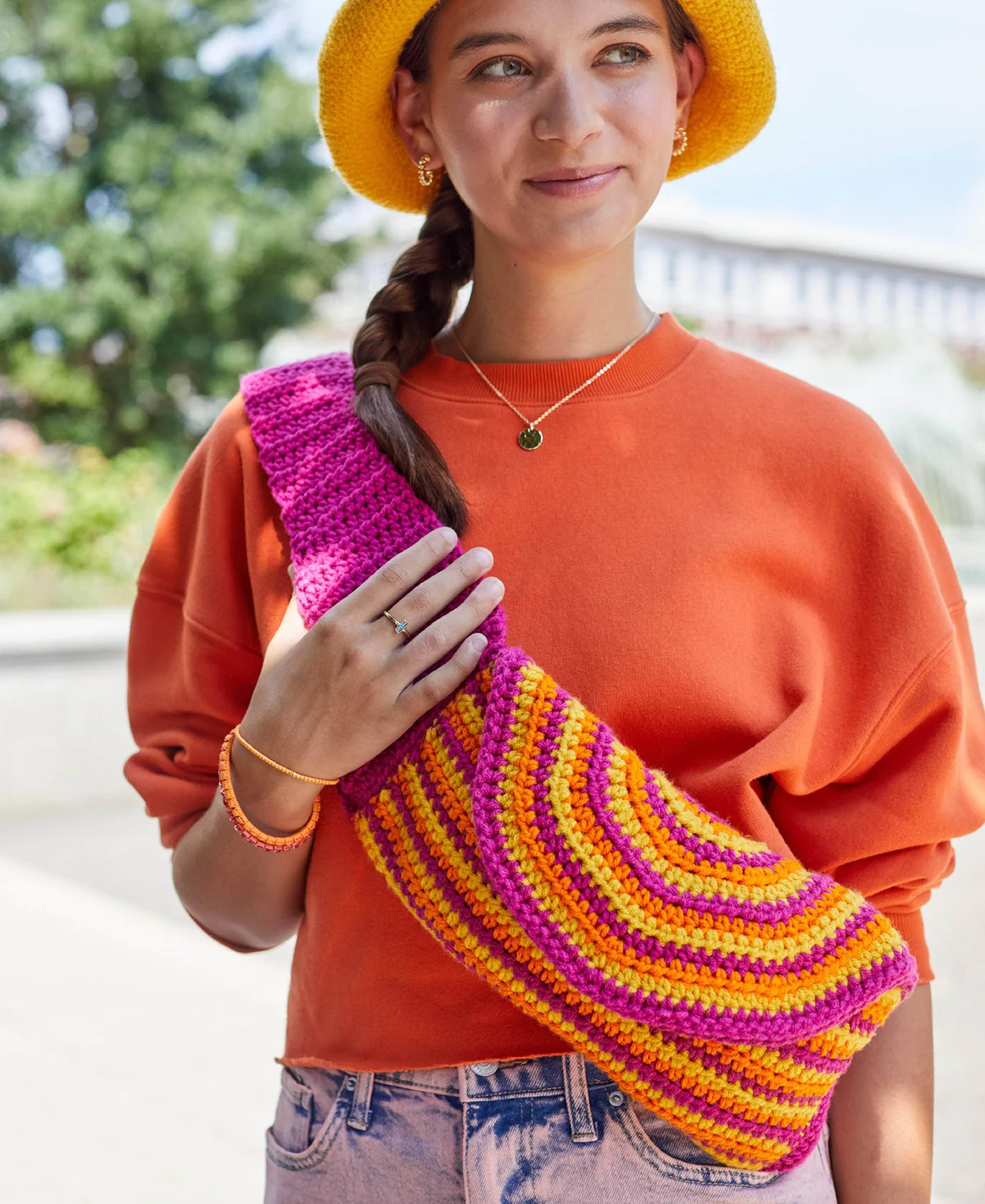 Riñonera a Rayas en Crochet Patrón Gratis