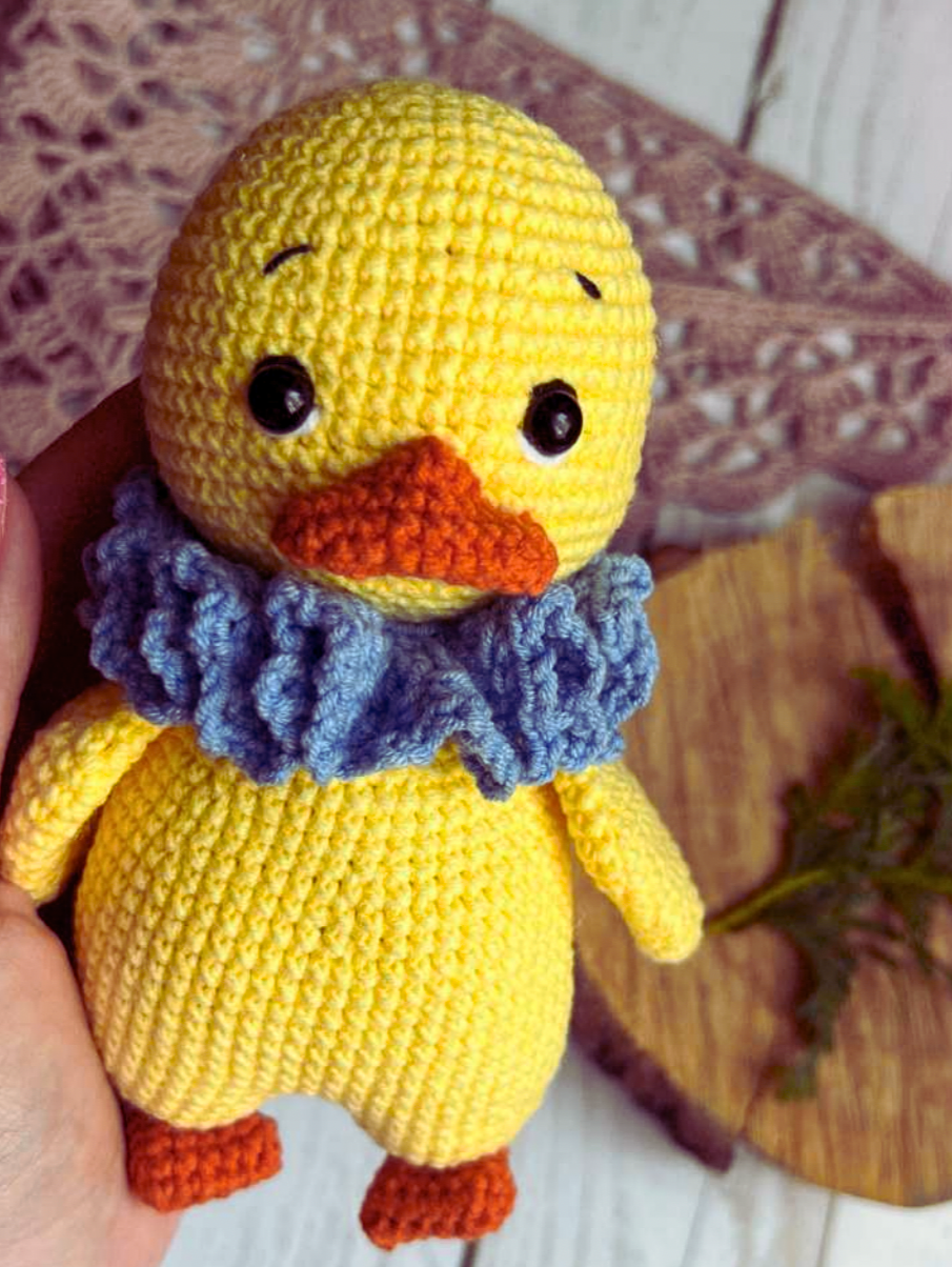 Patito Luigi Amigurumi Patrón PDF