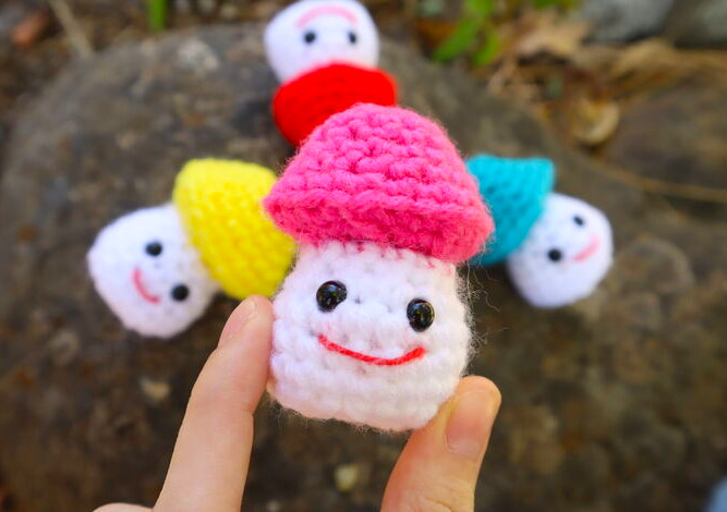 Mini Hongos en Amigurumi Patron Gratis