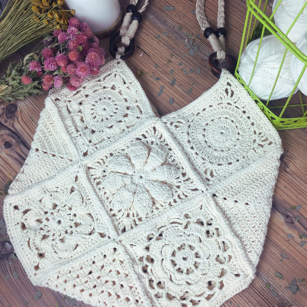 Bolsa Cuadrados Boho a Crochet Patrón en Crochet Gratis