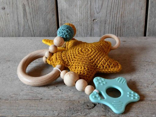 Mordedor Fulgurita Estrella en Amigurumi Patrón Gratis