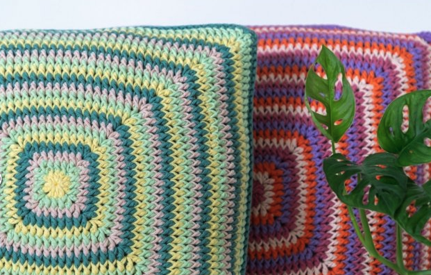 Almohada Texturizada Patrón en Crochet Gratis