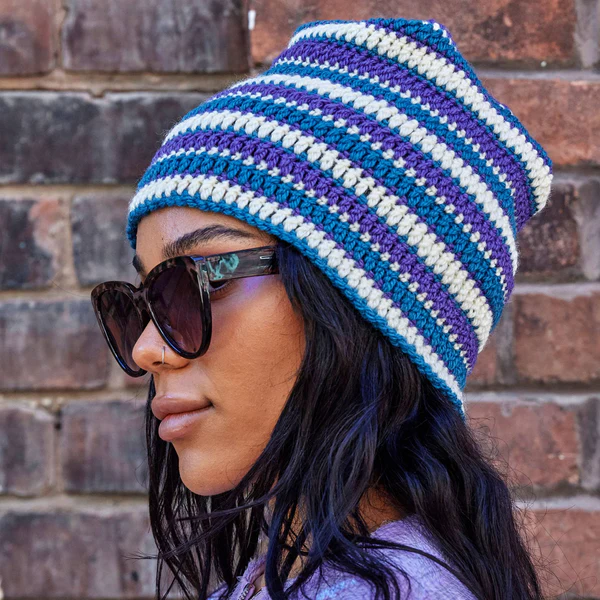 Gorro a Rayas Adriana en Crochet Patrón Gratis