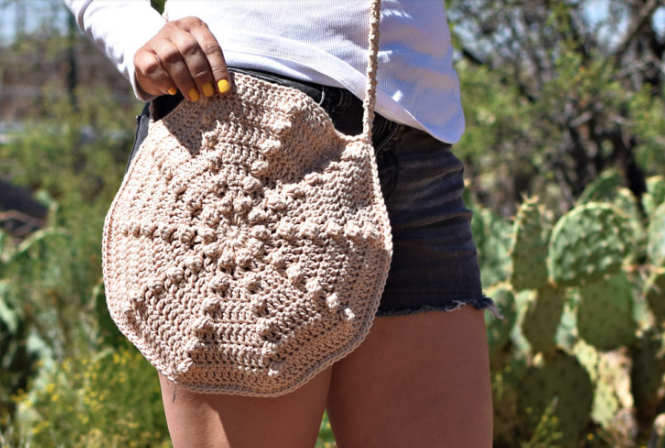Bolso Circular Arenas Patrón en Crochet Gratis