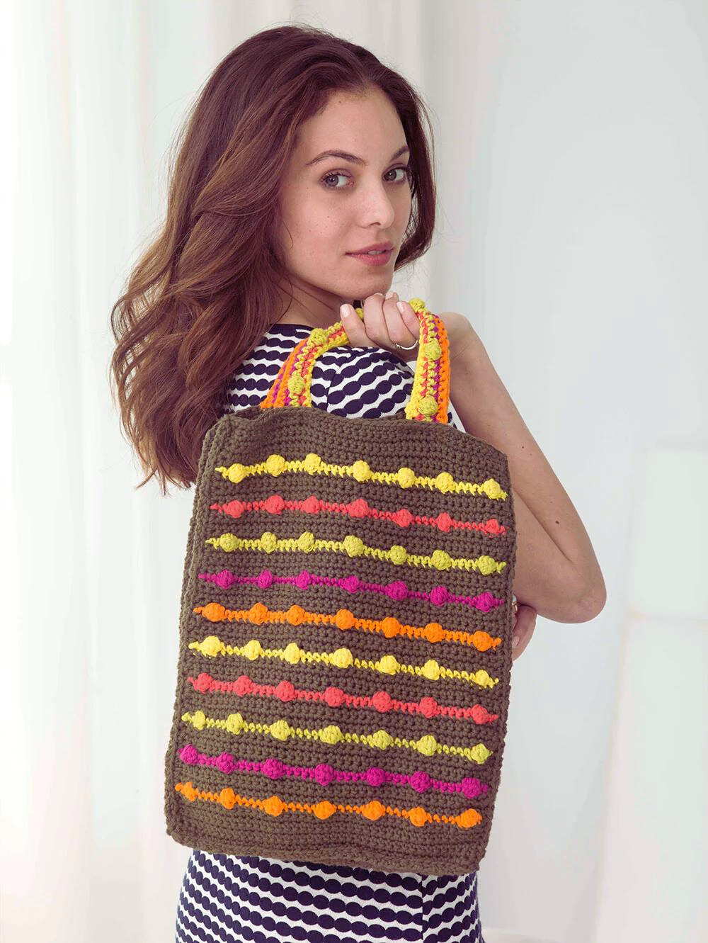 Bolsa de Paseo Greta a Crochet Patrón Gratis