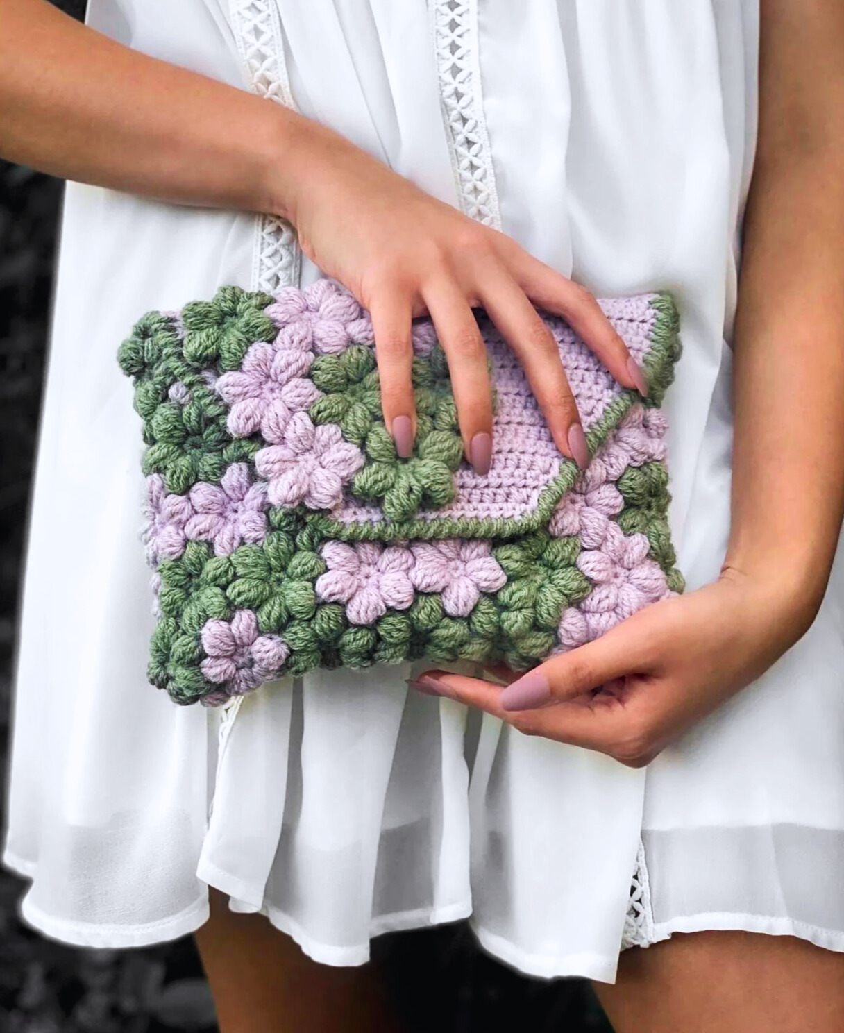 Bolsa de Flores Puff en Crochet Patrón Gratis (Video)