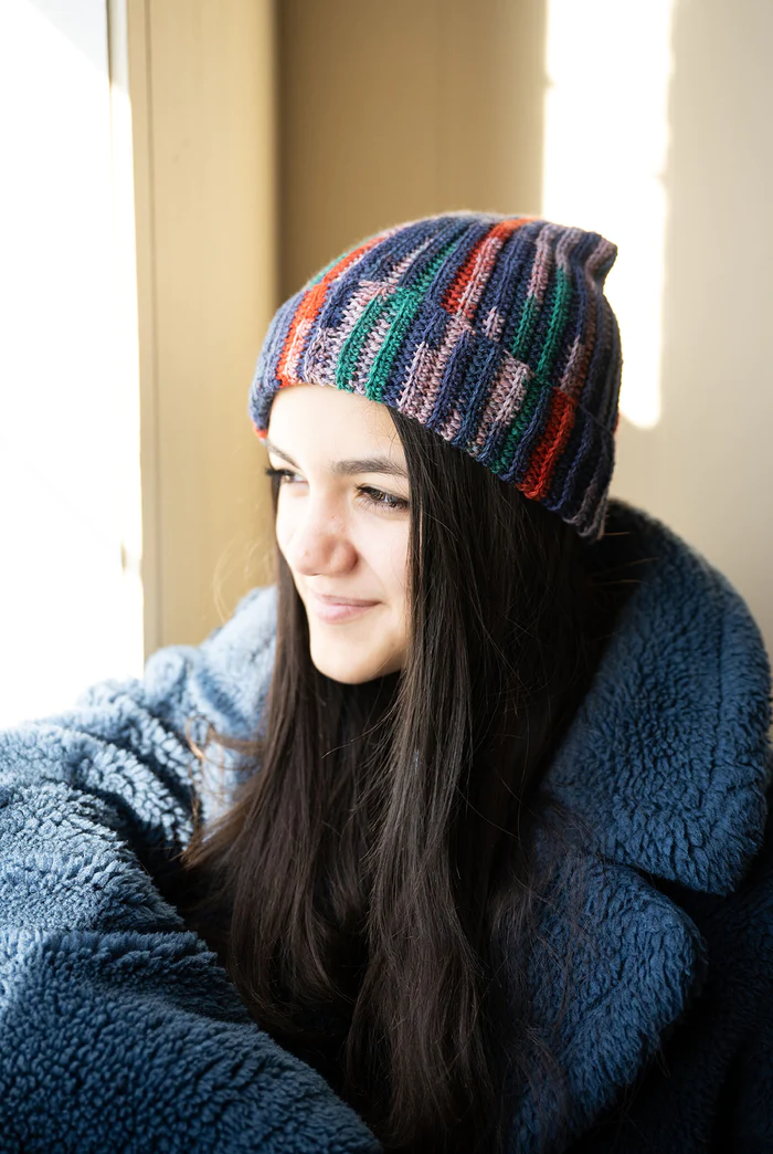 Gorro Acanalado Patrón en Crochet Gratis