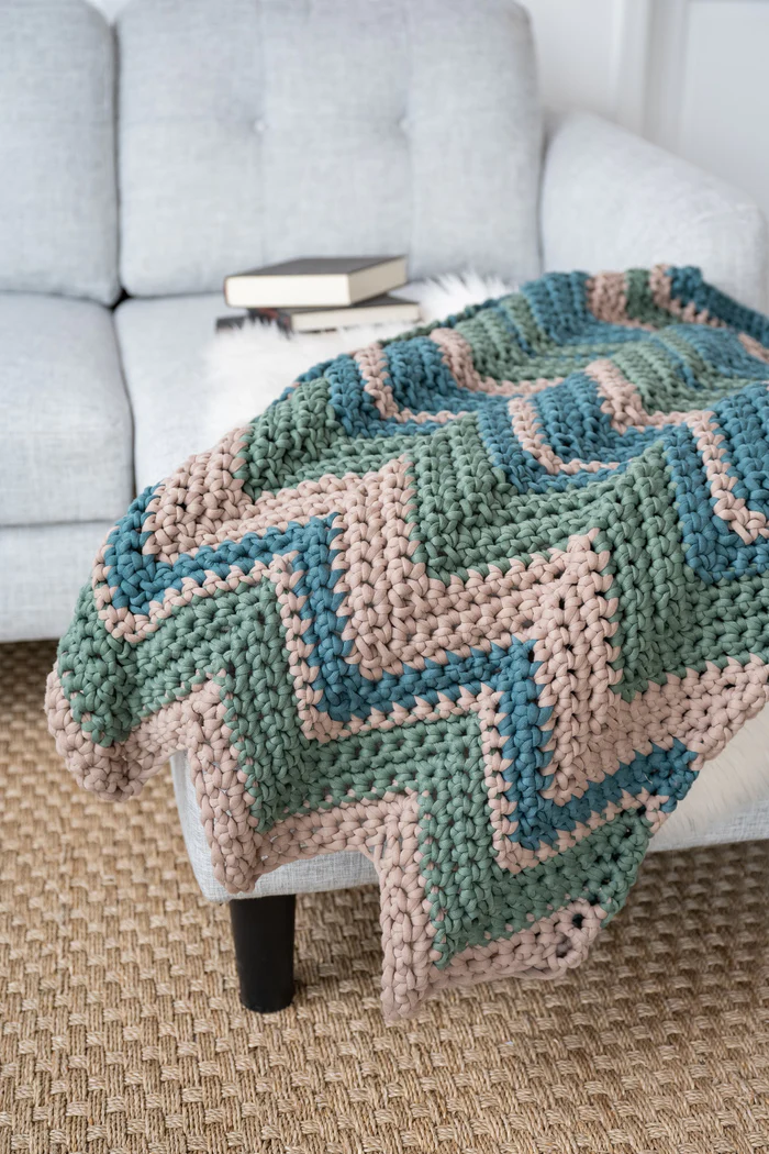 Manta Punto Chevron Afgano Patrón en Crochet Gratis