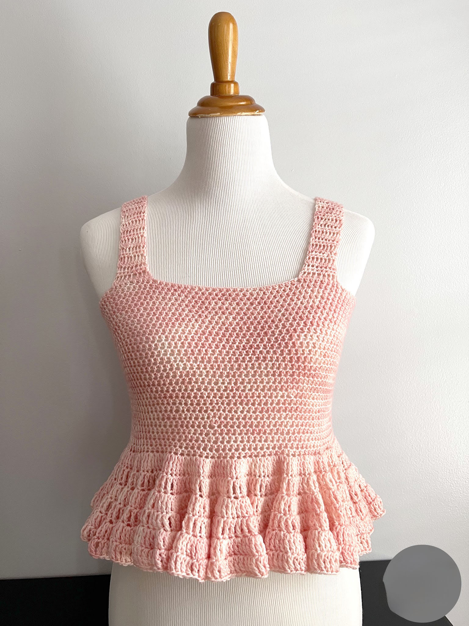 Patrón Gratis Blusa Tania con Volante en Crochet