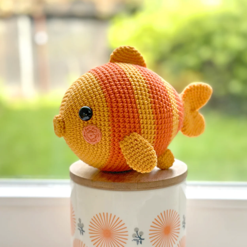 Patrón PDF Pez Cometa Amigurumi paso a paso