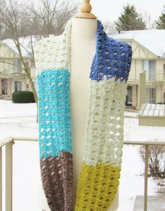 Bufanda a Crochet: Calidez y Estilo para el invierno Patrón Gratis