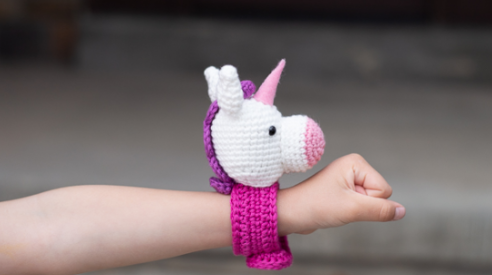 Crea tu propia Pulsera de Unicornio a Crochet Patrón Gratis