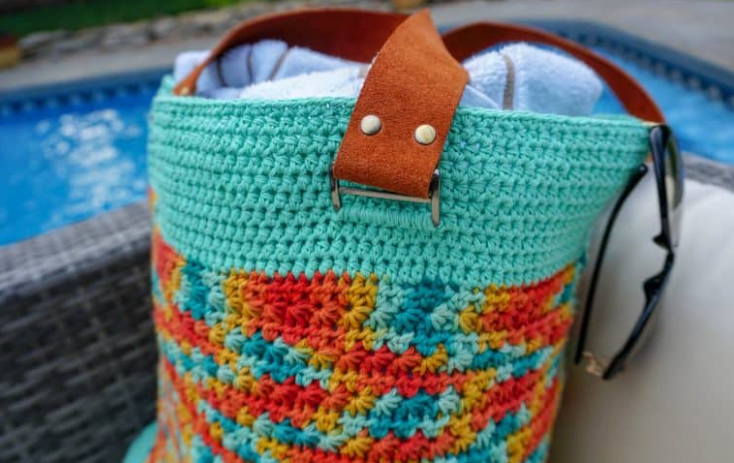 PATRON GRATIS Cómo Tejer una Bolsa en Crochet Colorida