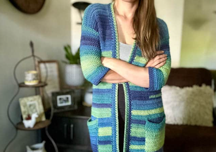 Cómo Tejer un Cárdigan de Crochet a Rayas