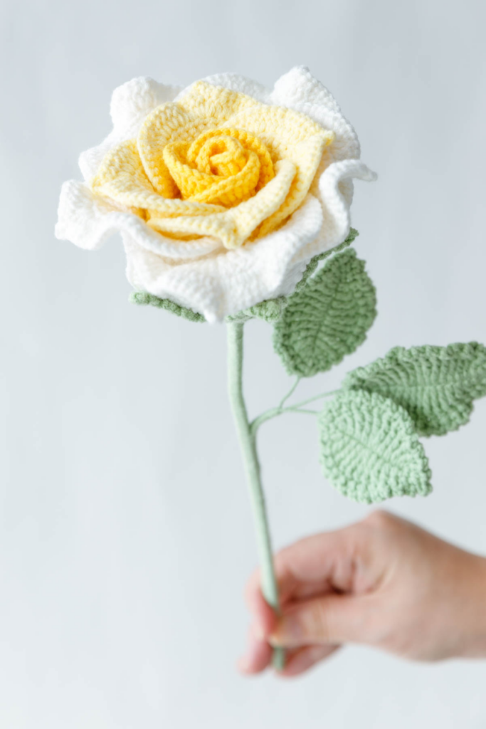 Rosa Tailandesa Grande en Crochet Patrón Gratis