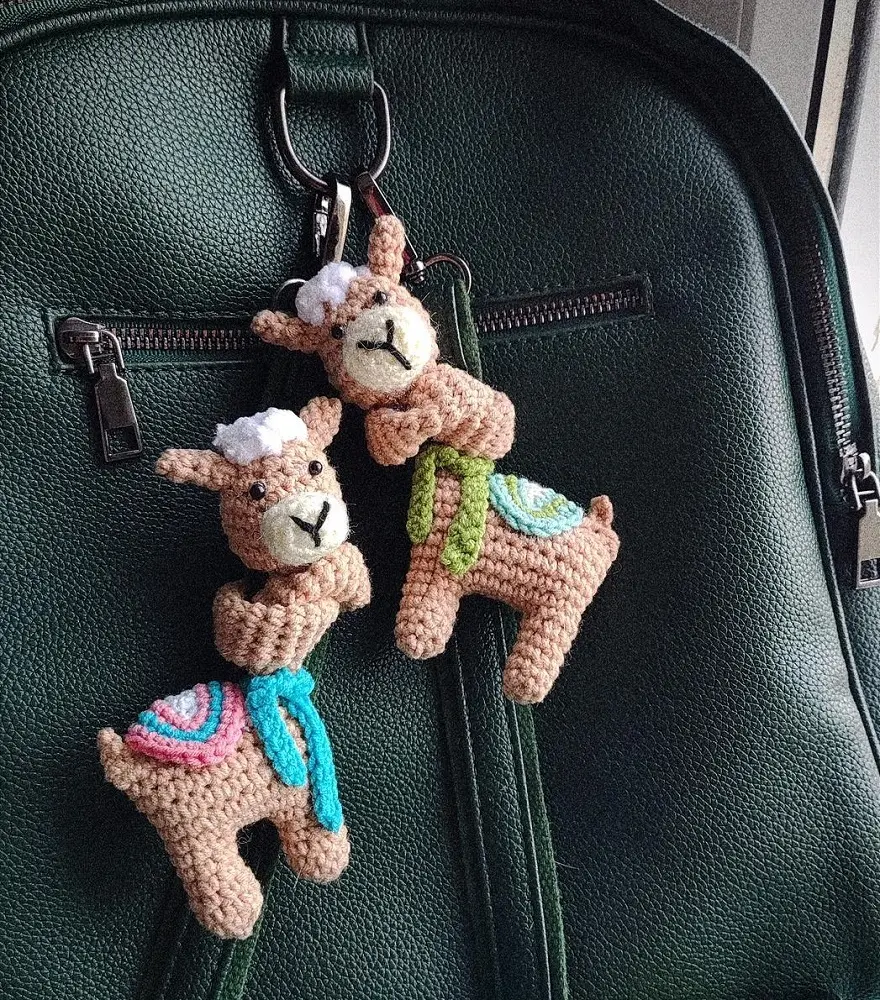 Llavero de Llamas enrollables Amigurumi  PATRON PDF