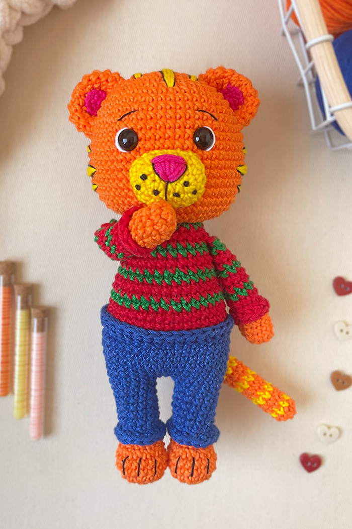 ¡El Rey de la Selva más Tierno! Teje tu Tigre en Amigurumi PDF