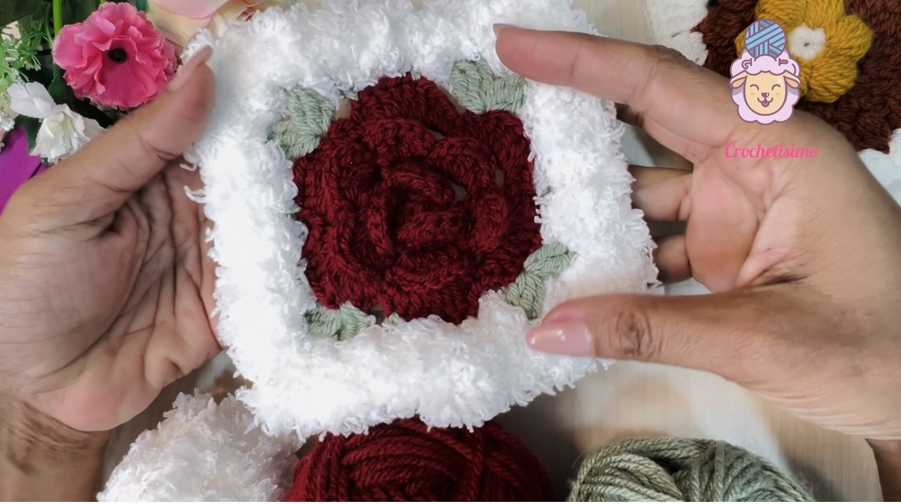 Maravilloso GRANNYS de ROSAS 3D en Crochet