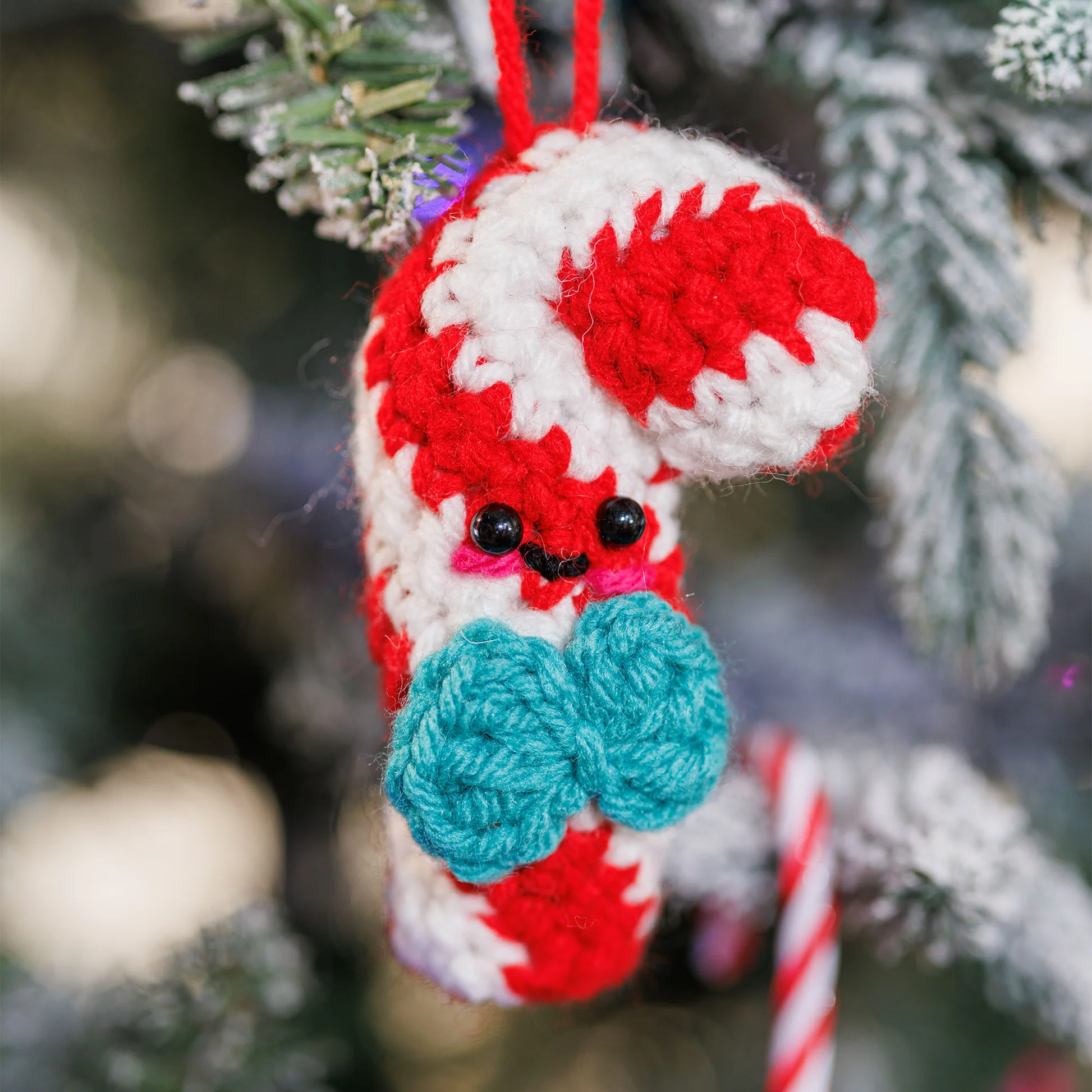 ¡Adorna Tu Navidad! Bastón de Caramelo Kawaii Amigurumi