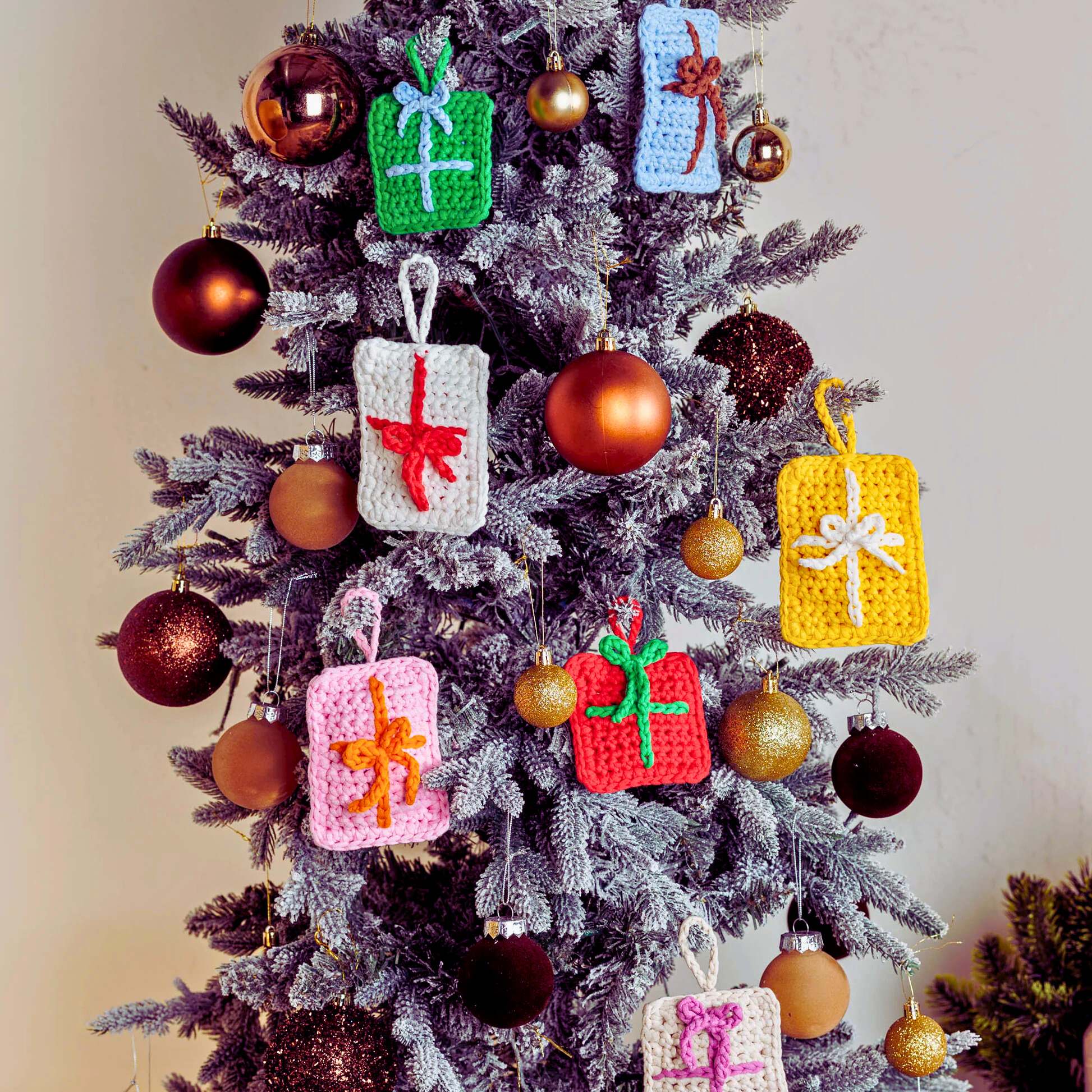 Adornos de Regalos a Crochet ¡Llamativos y Fáciles de Tejer! PATRON GRATIS