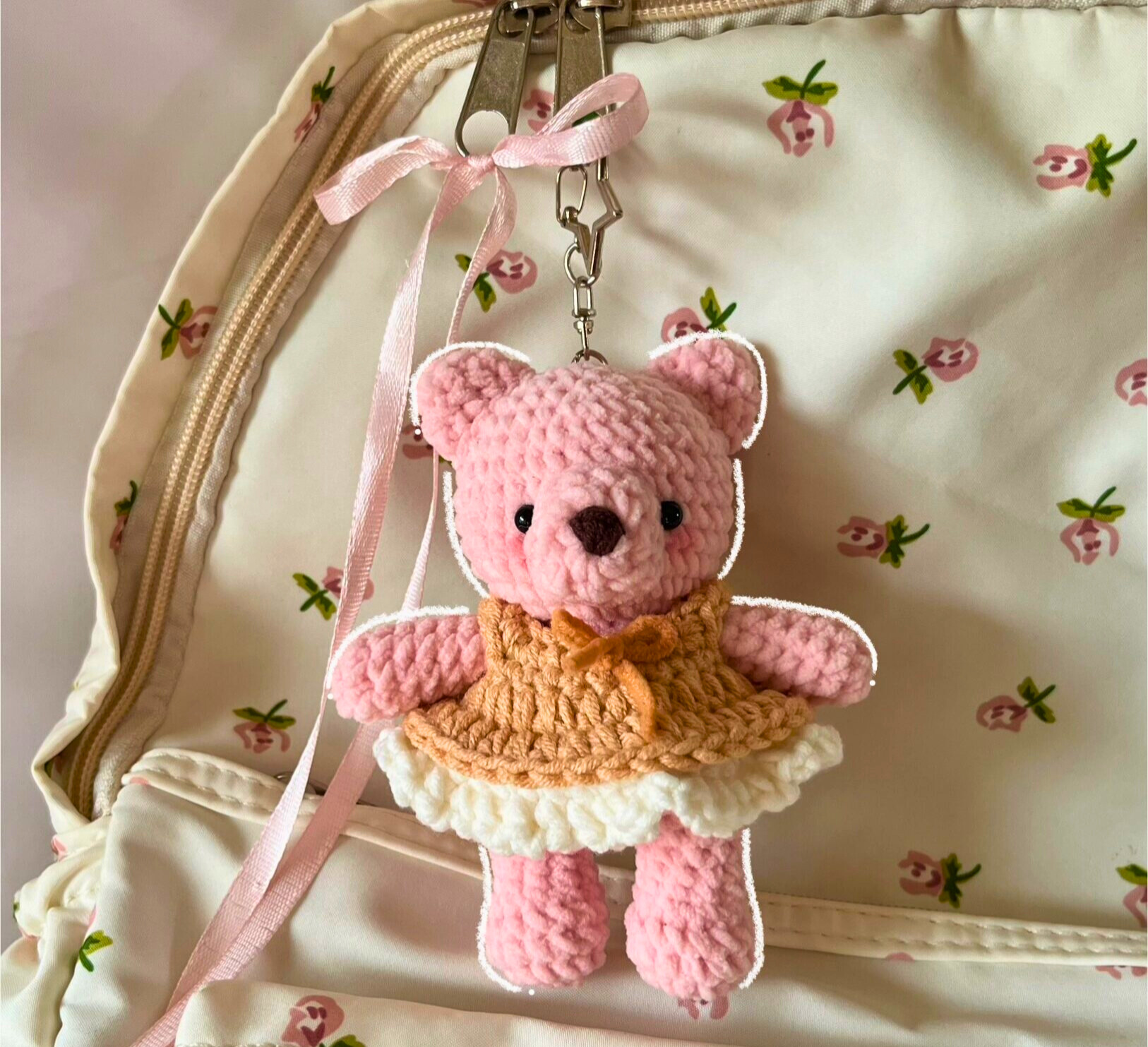 Llavero de Osito Amigurumi: ¡Dulce Compañía para tus Bolsas! PATRON PDF
