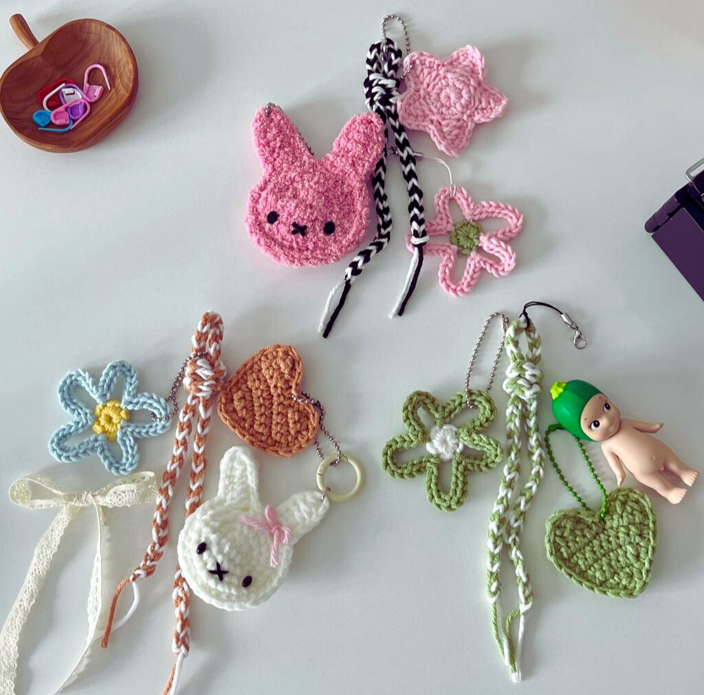 LLEVALO A TODOS LADOS!! Llaveros de Crochet con Diseño de DOODLE kawaii PATRON