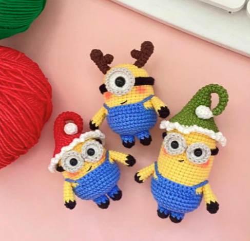 ¡PEQUEÑOS Y FESTIVOS! Llaveros Minions Navideños Amigurumi PATRON GRATIS